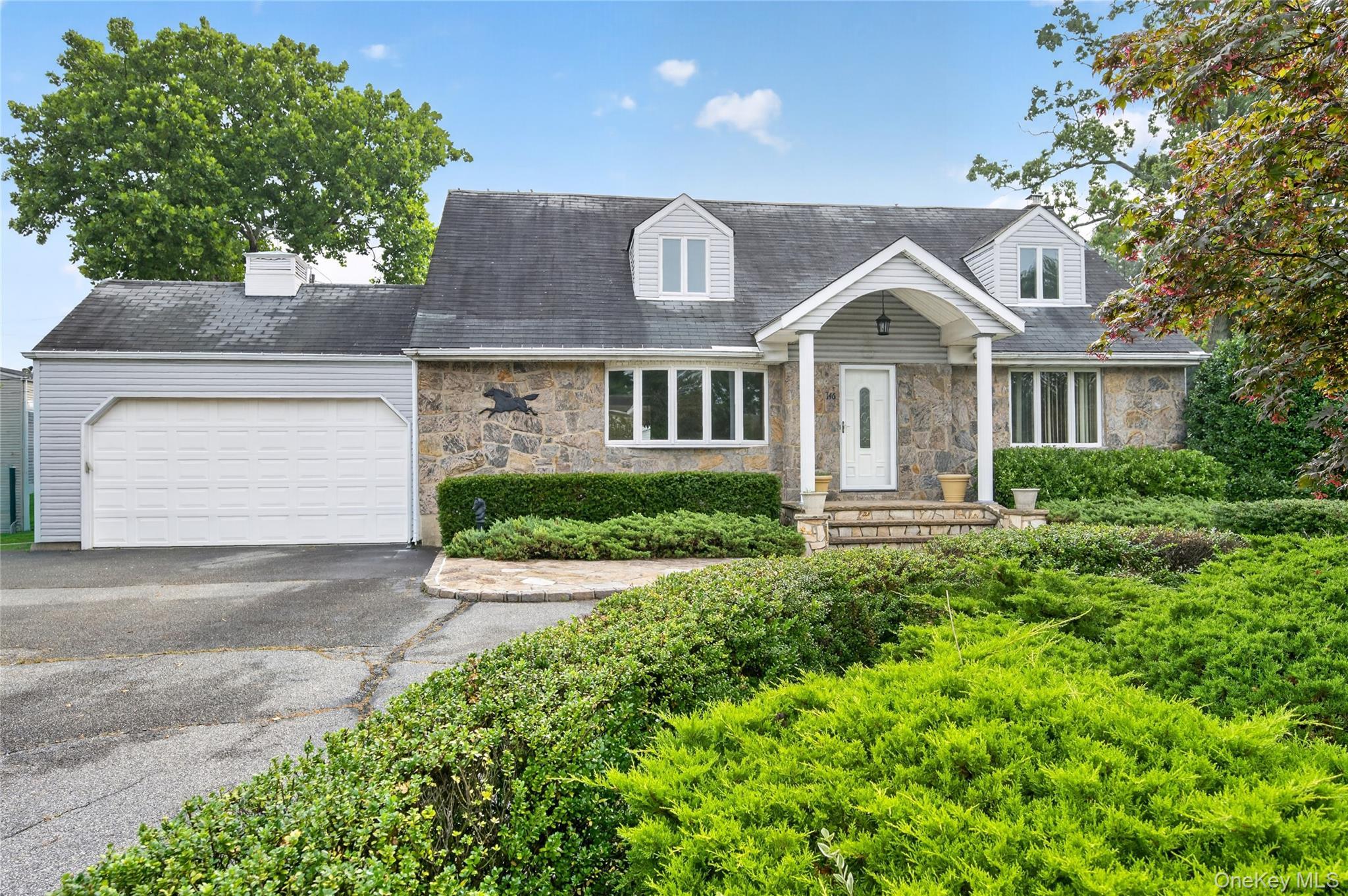 Single Family Longwood Avenue  Nassau County, NY 11590, MLS-1043253-3