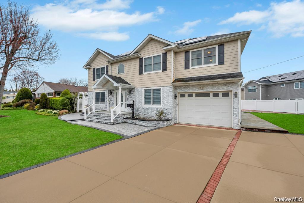 Single Family Garden Circle Nassau County, NY 11791, MLS-1043257-2