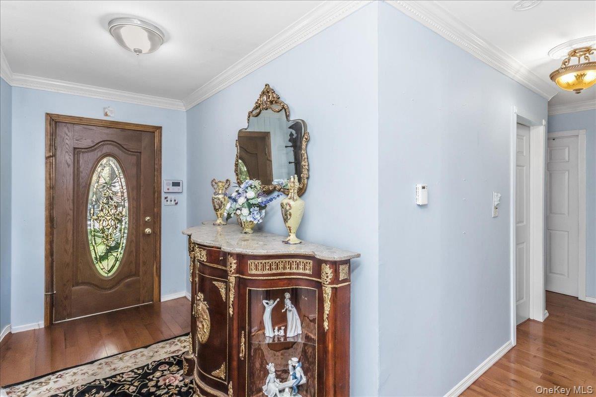 Single Family Linden Avenue Suffolk County, NY 11754, MLS-1043258-4
