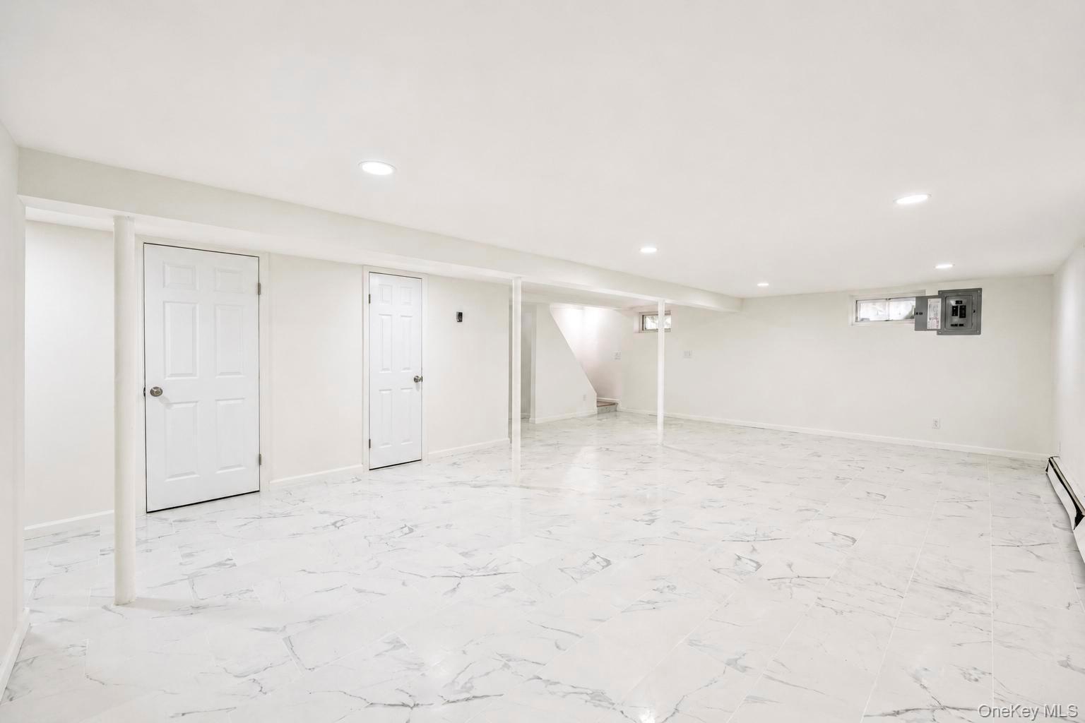 Single Family Robbins Street Suffolk County, NY 11757, MLS-1043269-27