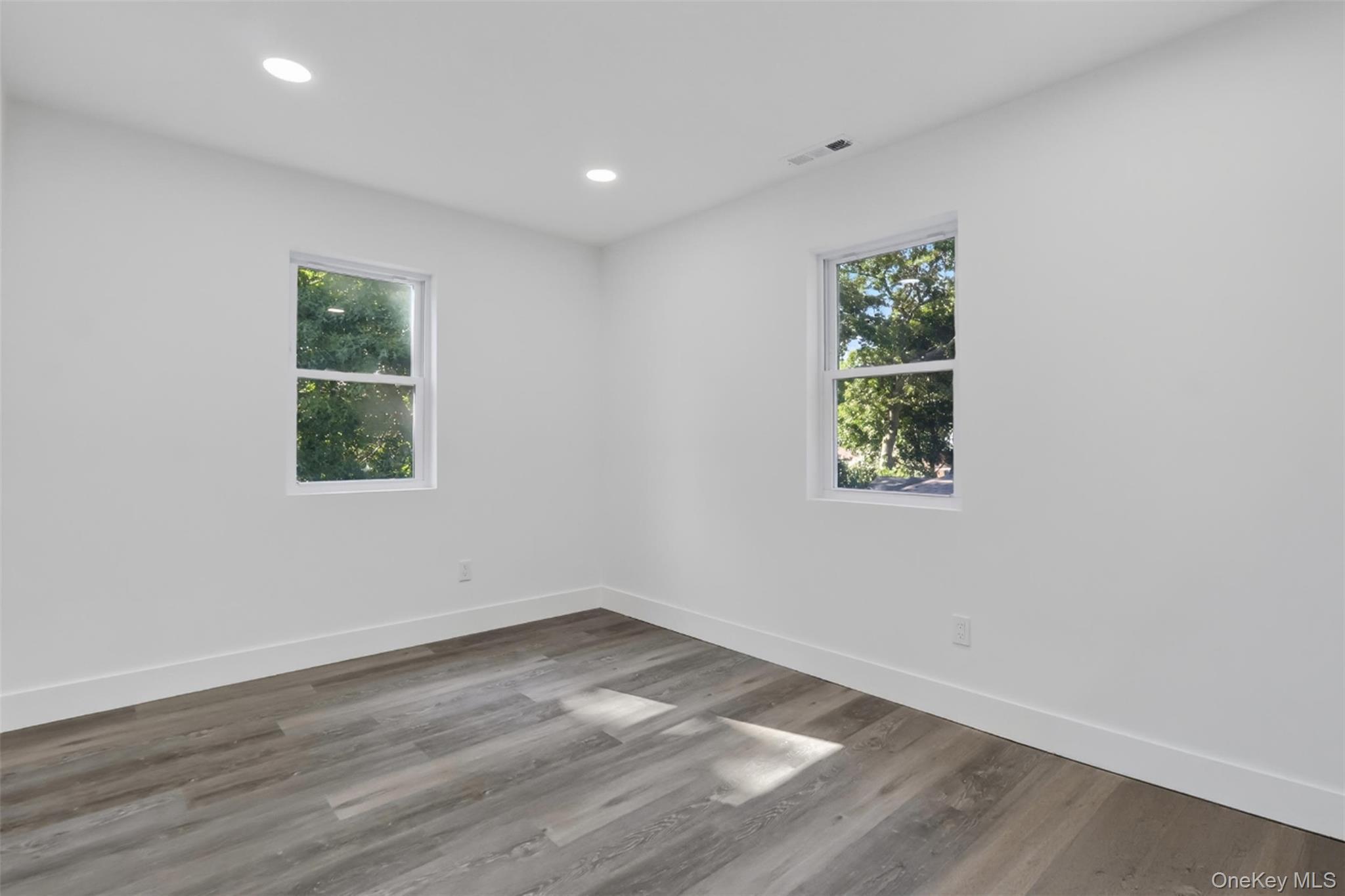 Single Family Floyd Road  Suffolk County, NY 11967, MLS-1043284-11
