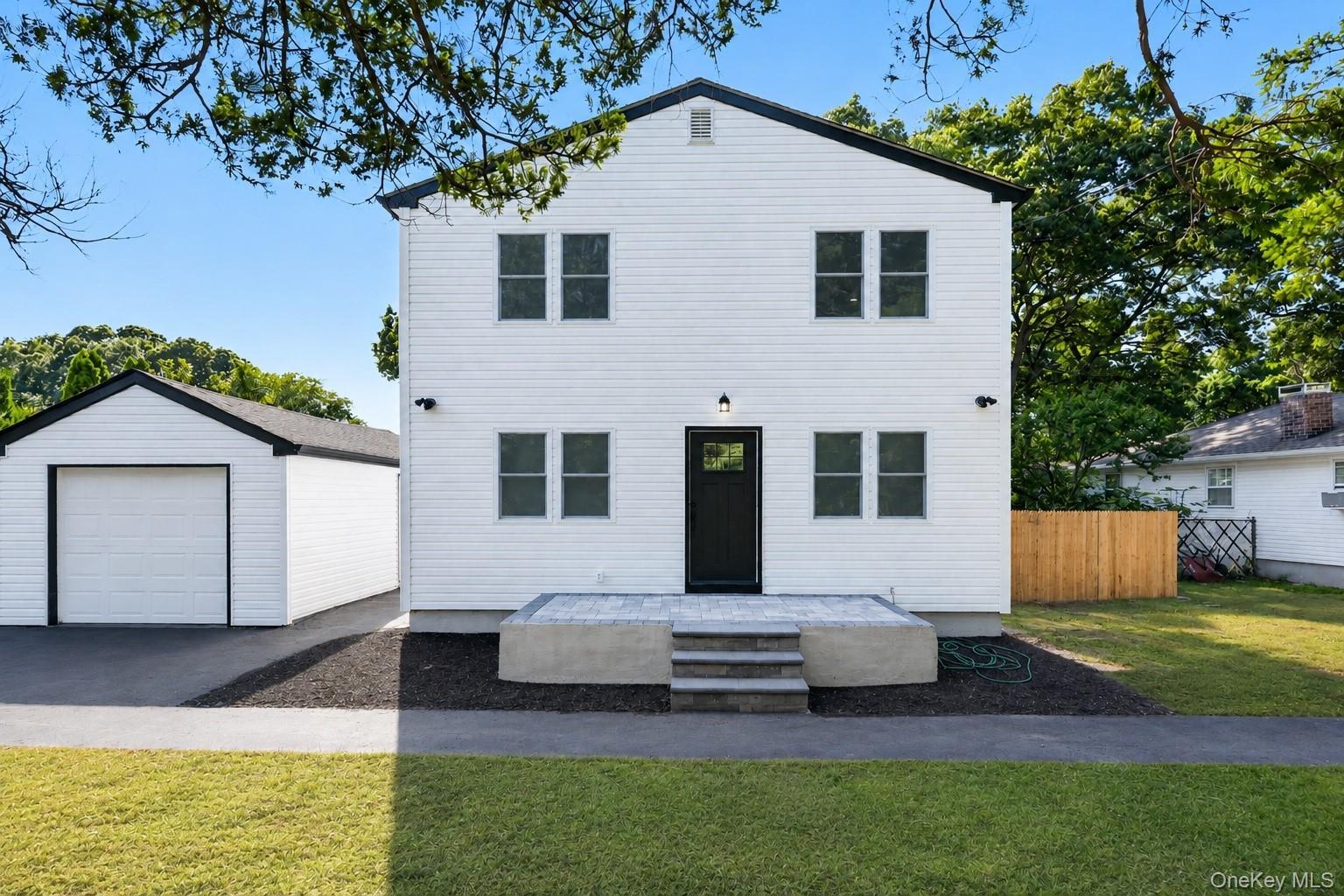 Single Family Floyd Road  Suffolk County, NY 11967, MLS-1043284-2