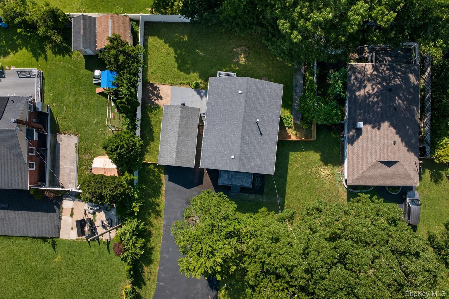 Single Family Floyd Road  Suffolk County, NY 11967, MLS-1043284-6