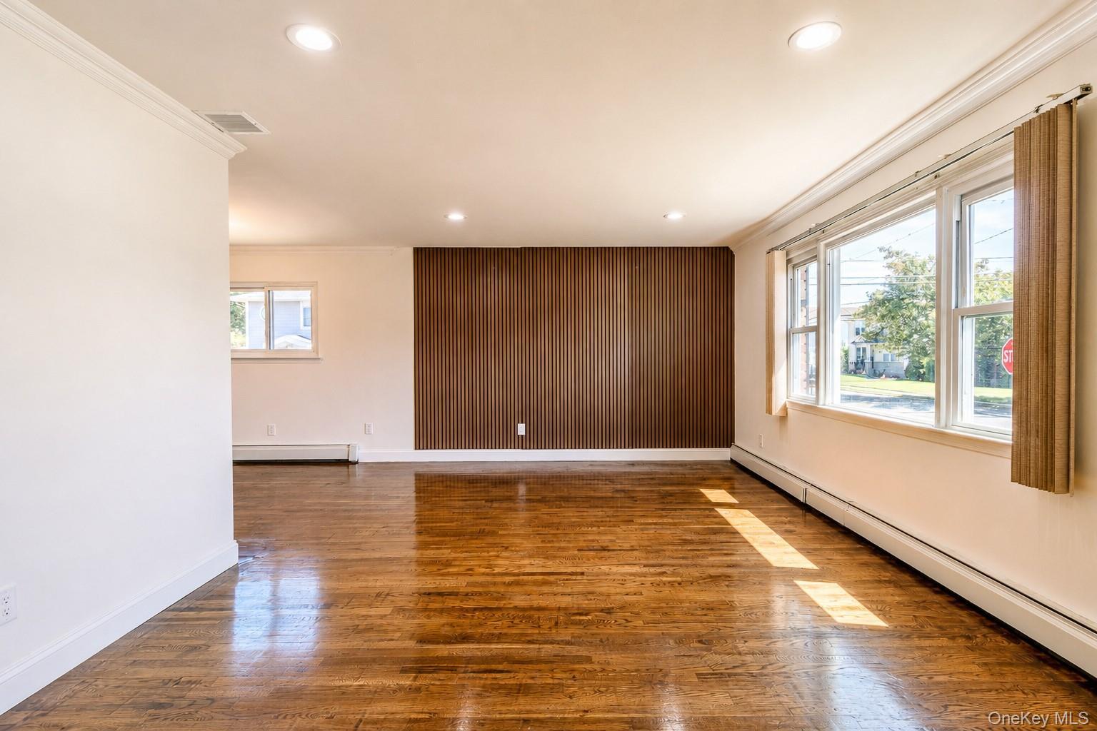 Single Family Grant Avenue Nassau County, NY 11714, MLS-1043288-10