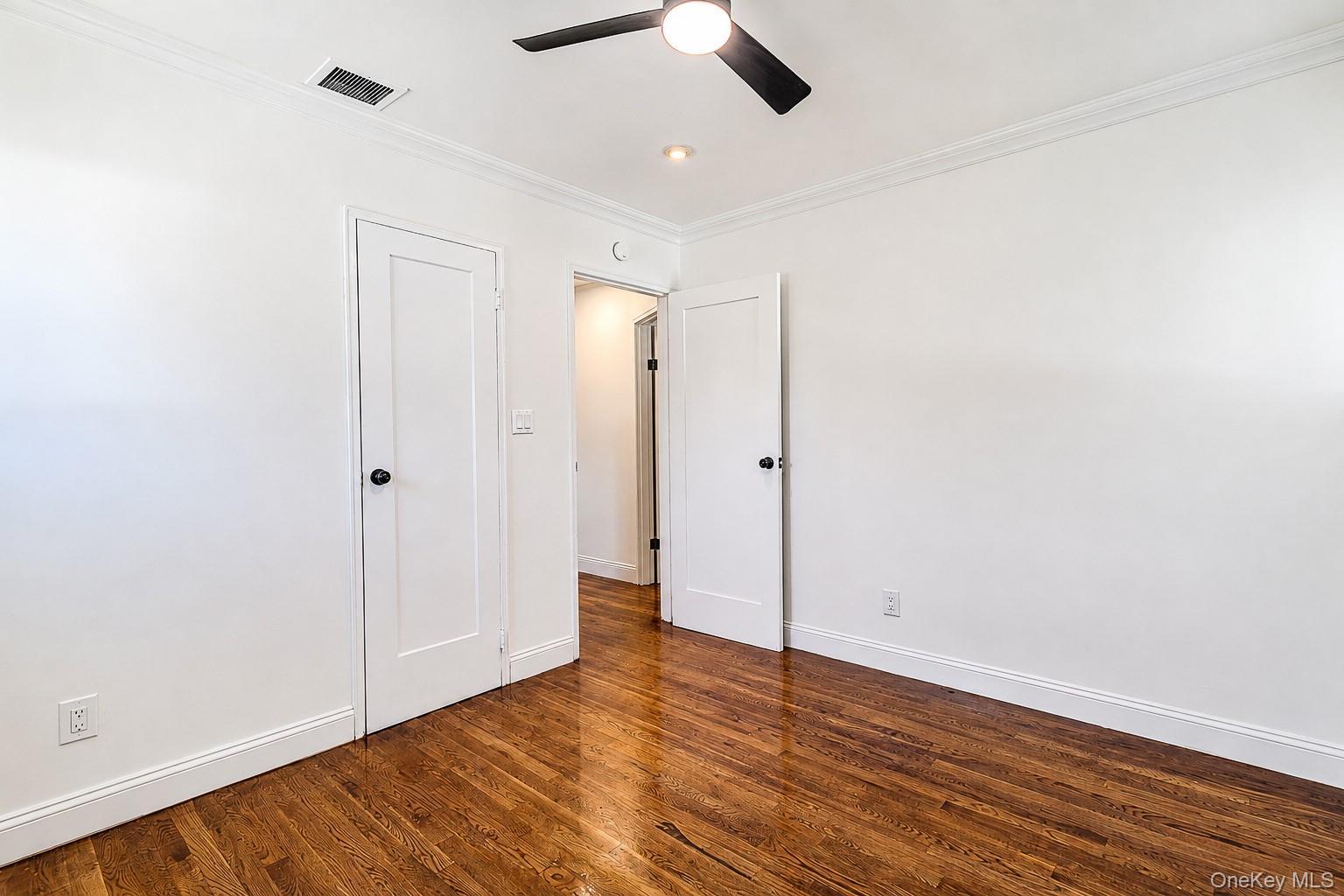 Single Family Grant Avenue Nassau County, NY 11714, MLS-1043288-15