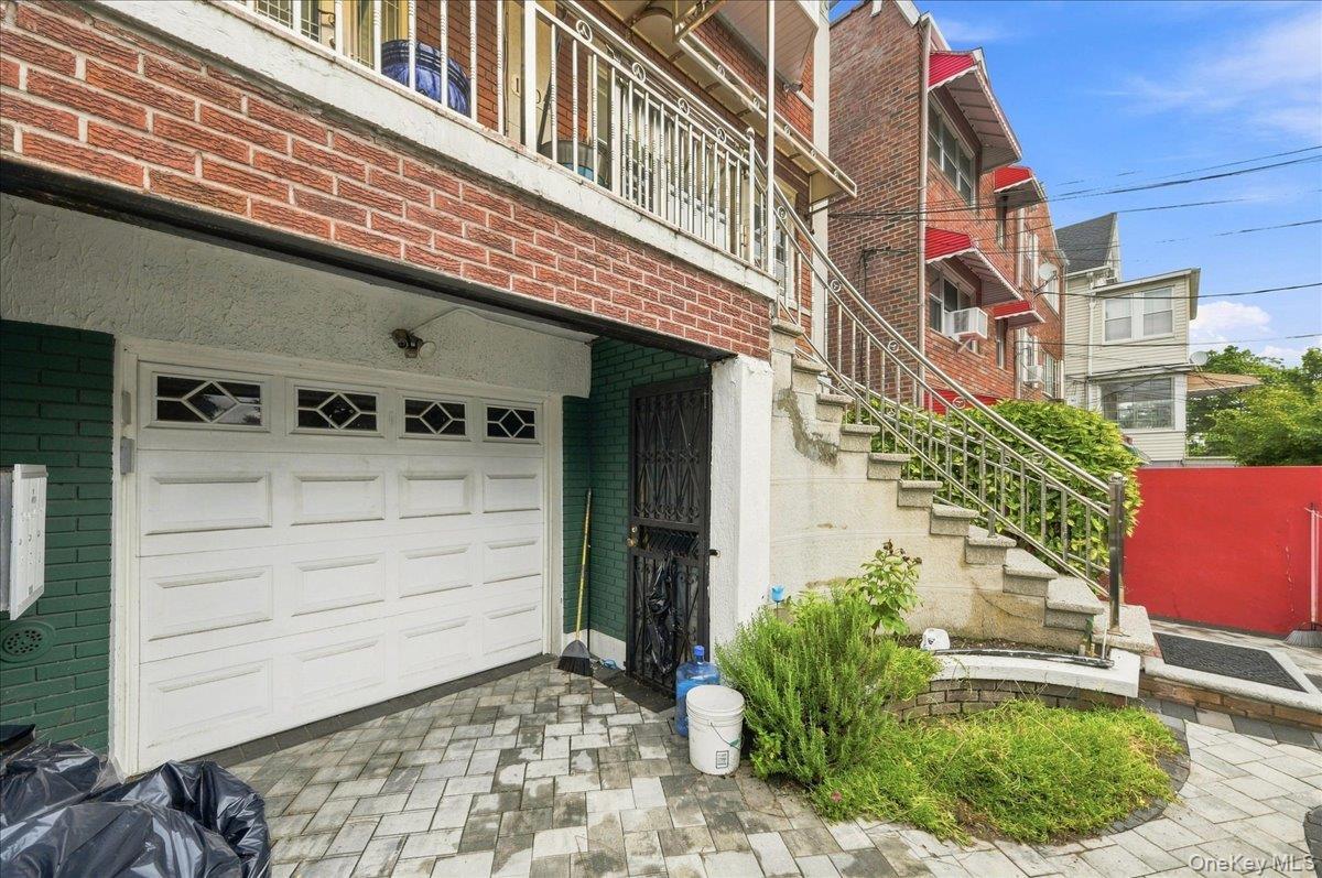 Single Family E 233rd Street Bronx, NY 10466, MLS-1043298-29