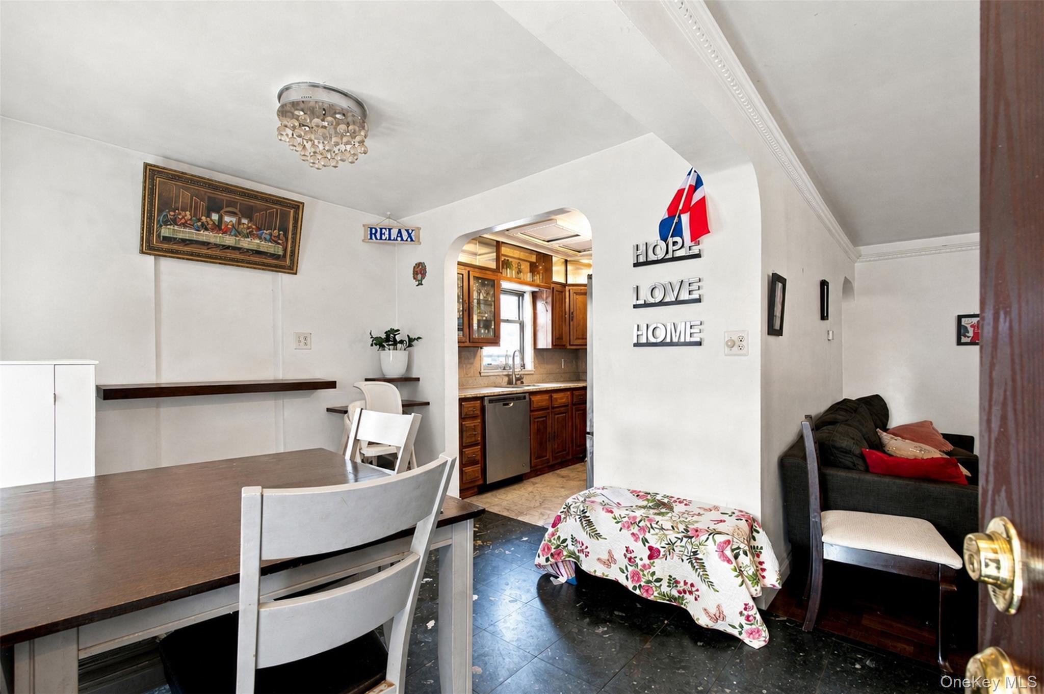 Single Family Laconia Avenue  Bronx, NY 10469, MLS-1043313-6