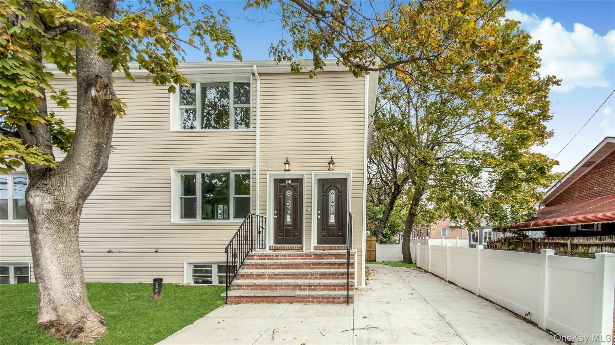 Single Family E 93rd Street  Brooklyn, NY 11236, MLS-1043323-2