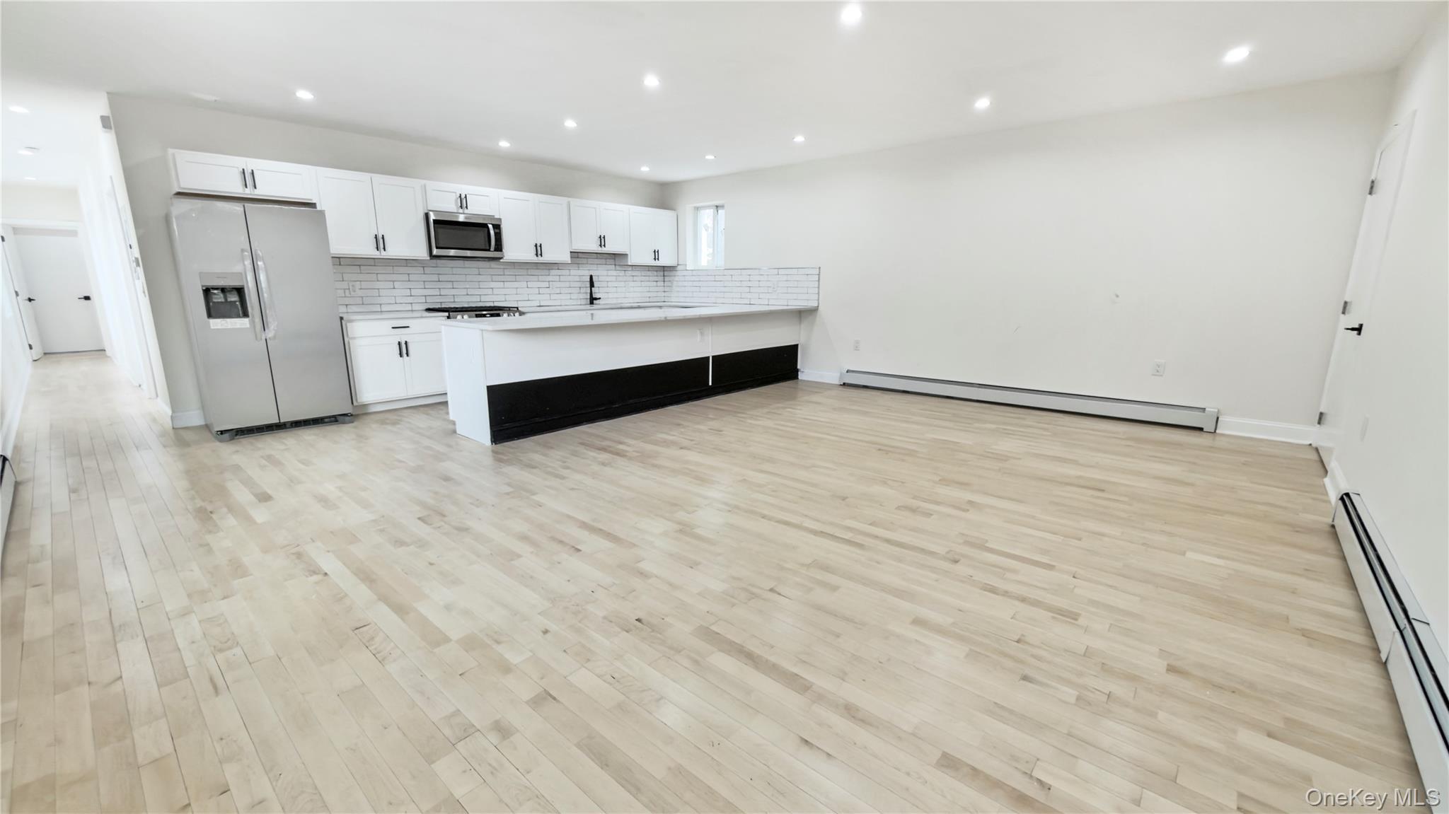 Single Family E 93rd Street  Brooklyn, NY 11236, MLS-1043323-29