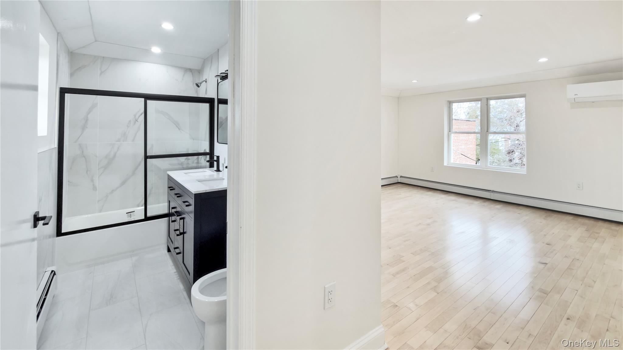 Single Family E 93rd Street  Brooklyn, NY 11236, MLS-1043323-35