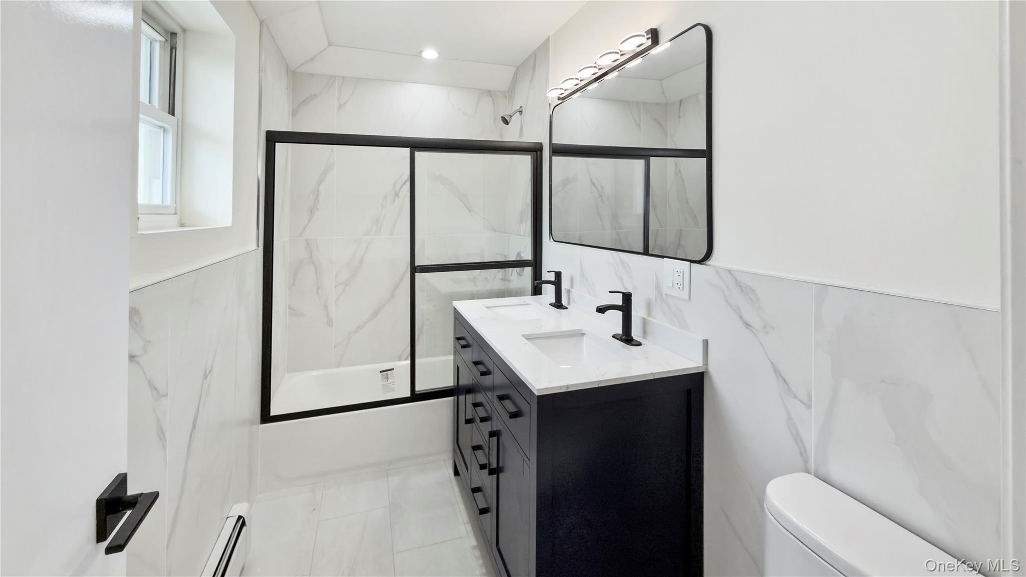 Single Family E 93rd Street  Brooklyn, NY 11236, MLS-1043323-37