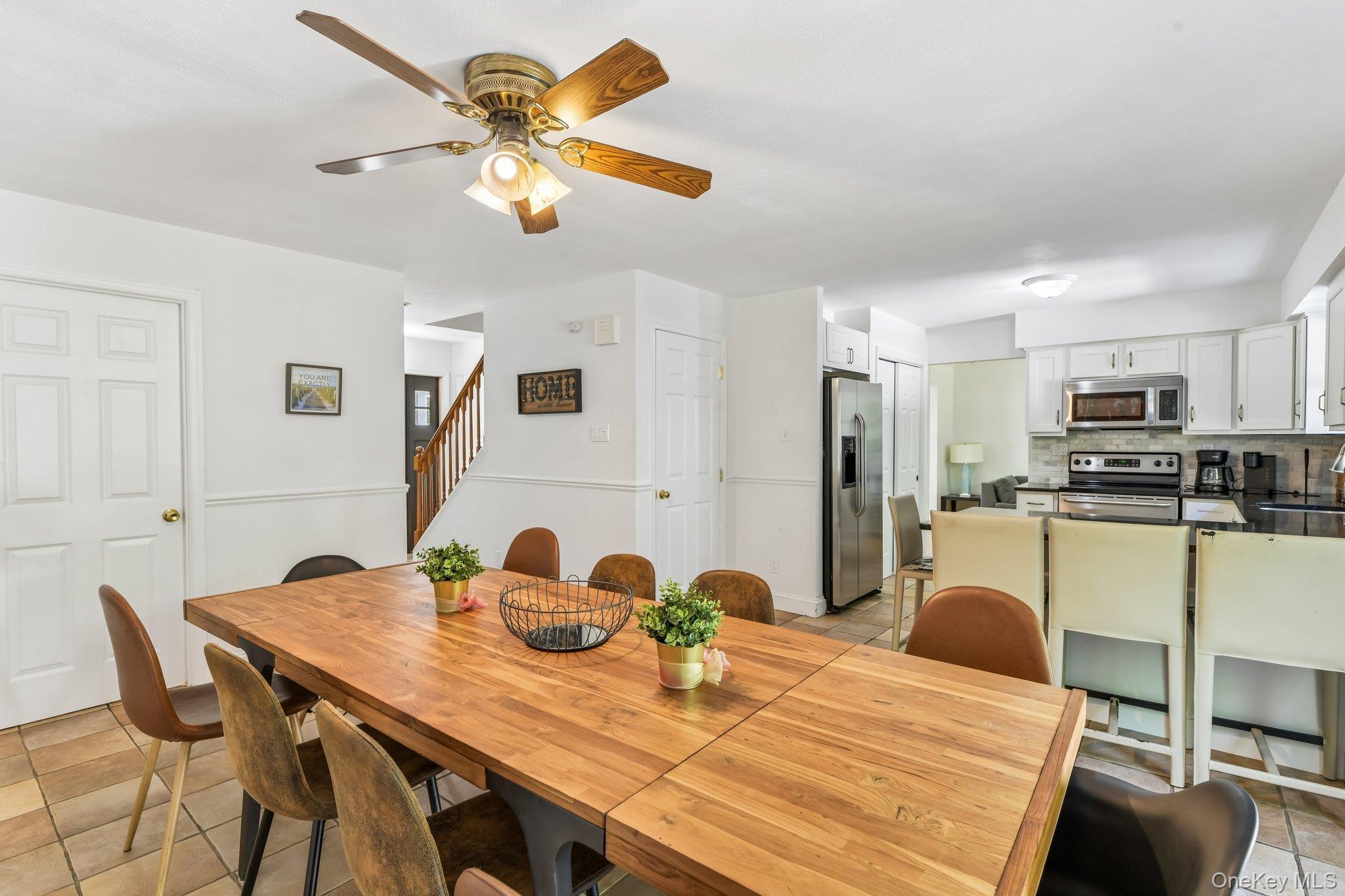 Single Family Wooded Lane Suffolk County, NY 11946, MLS-1043324-11