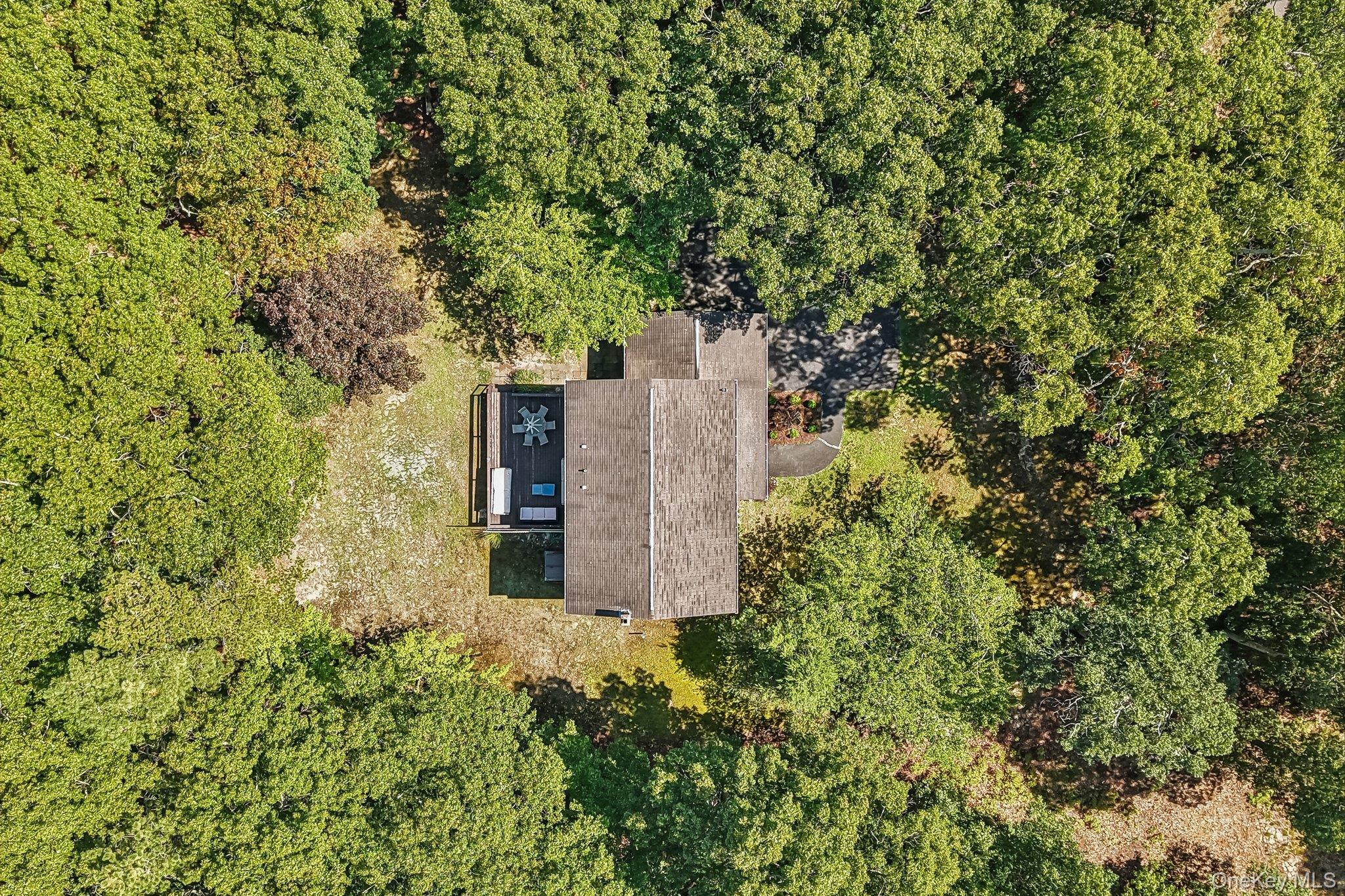 Single Family Wooded Lane Suffolk County, NY 11946, MLS-1043324-41