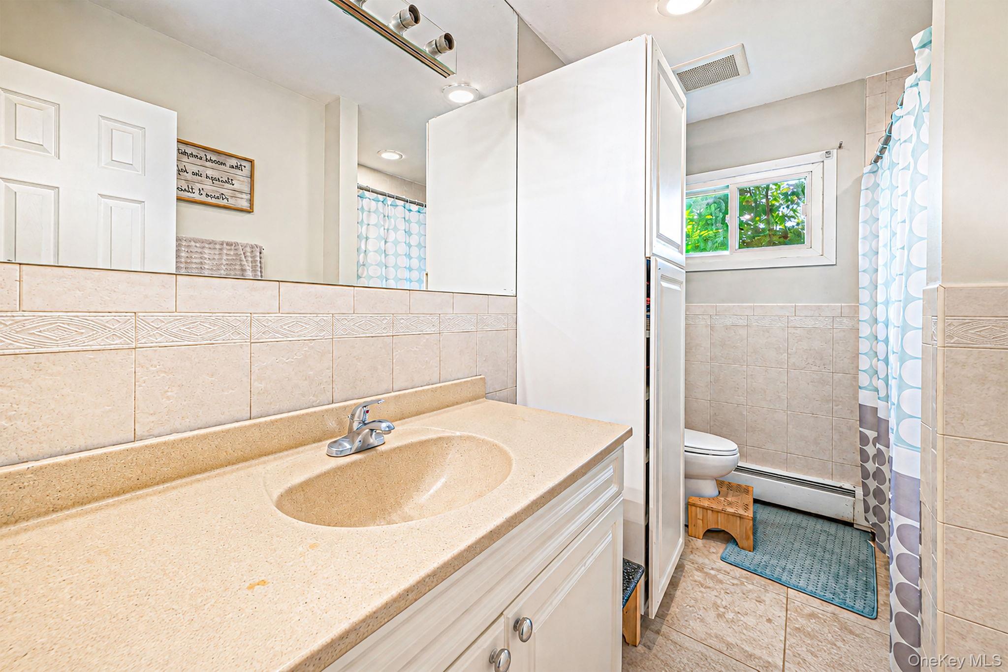 Single Family Ashland Street  Suffolk County, NY 11766, MLS-1043338-26