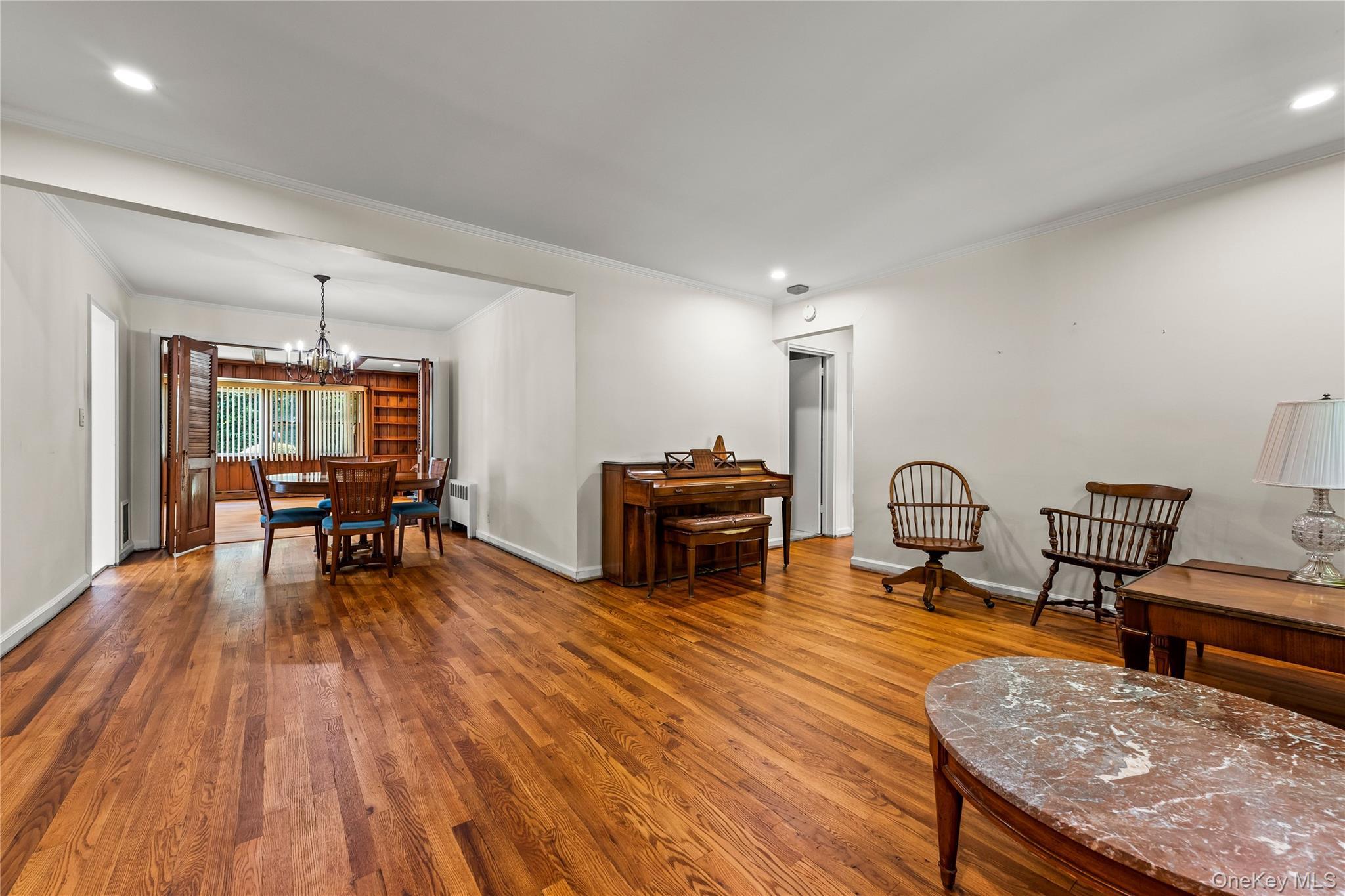 Single Family Sycamore Road  Nassau County, NY 11581, MLS-1043362-16
