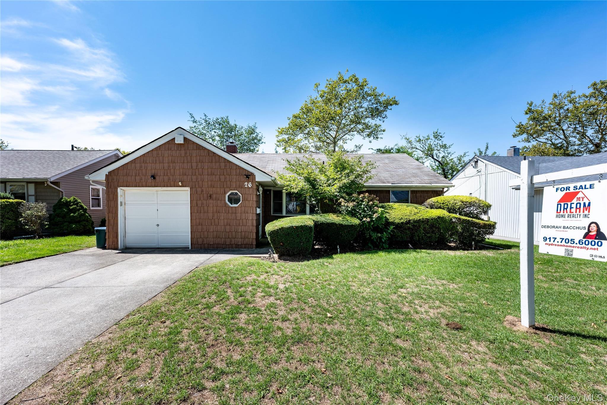 Single Family Sycamore Road  Nassau County, NY 11581, MLS-1043362-45
