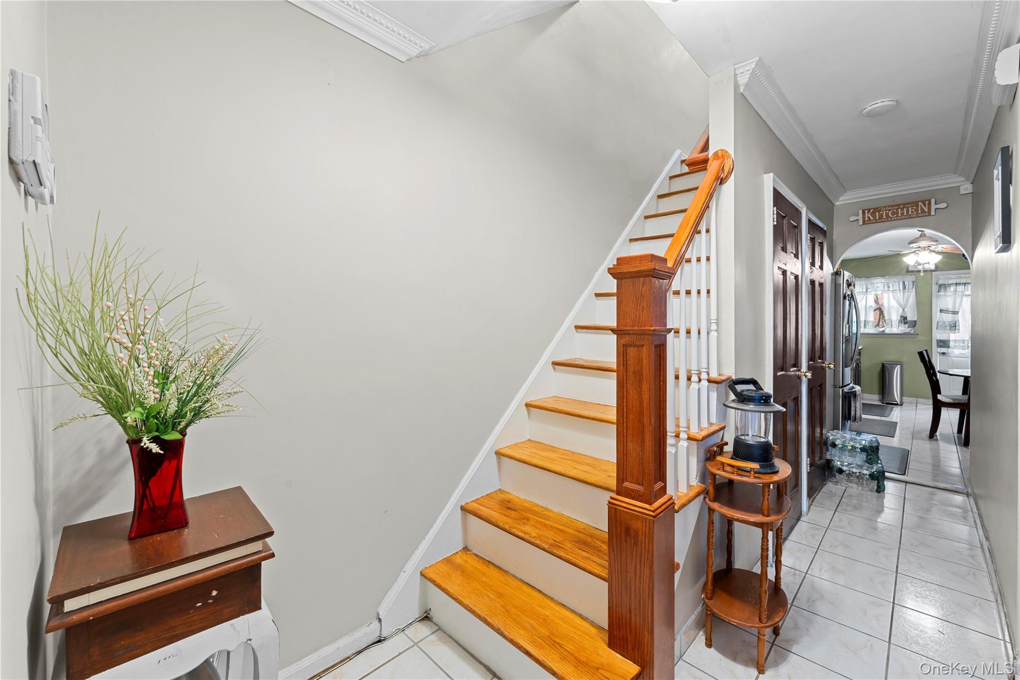Single Family E 223rd Street Bronx, NY 10466, MLS-1043364-23