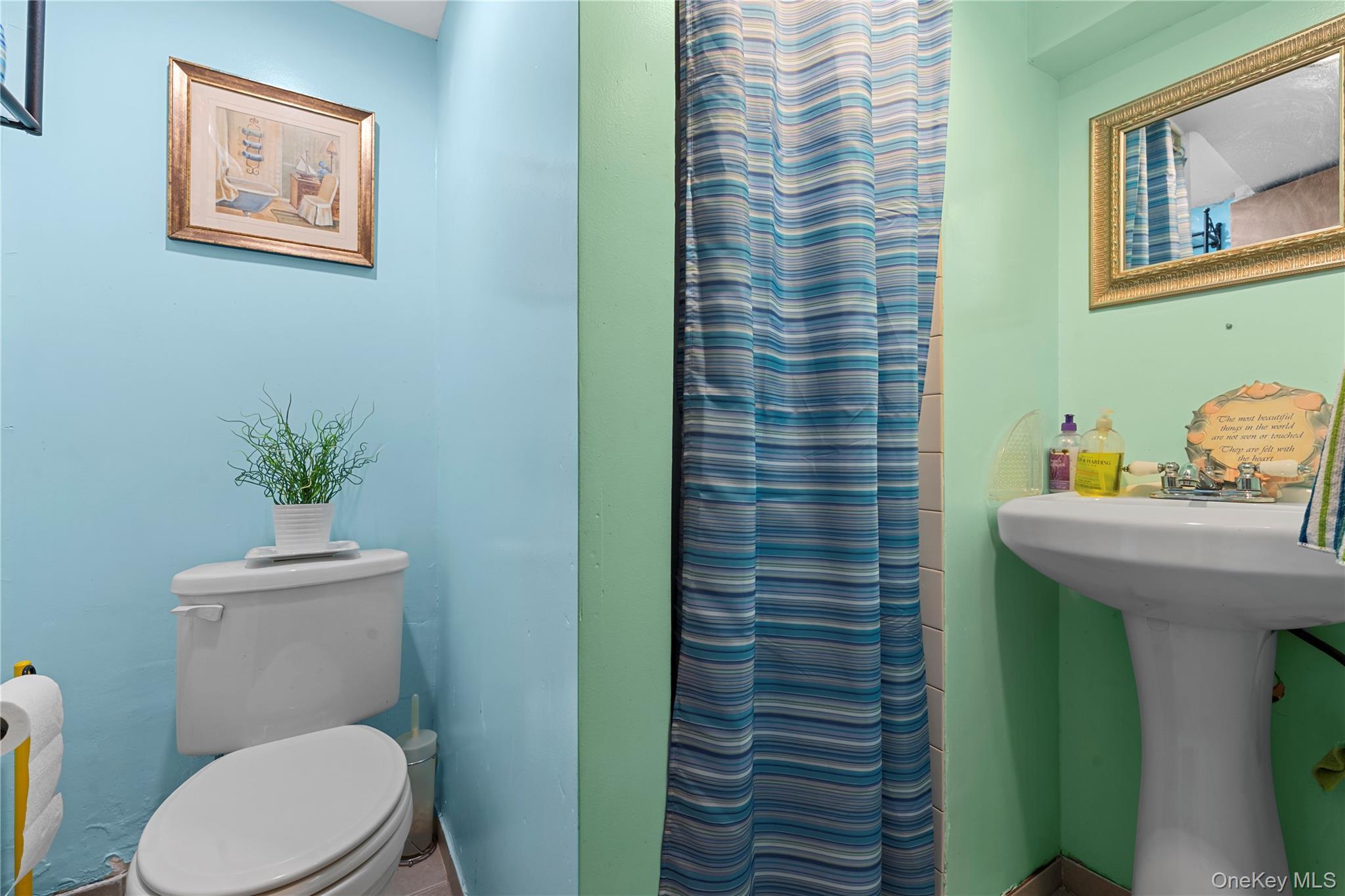 Single Family E 223rd Street Bronx, NY 10466, MLS-1043364-29