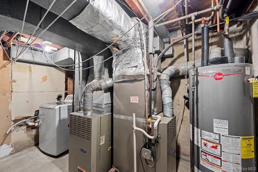 Single Family E 223rd Street Bronx, NY 10466, MLS-1043364-30