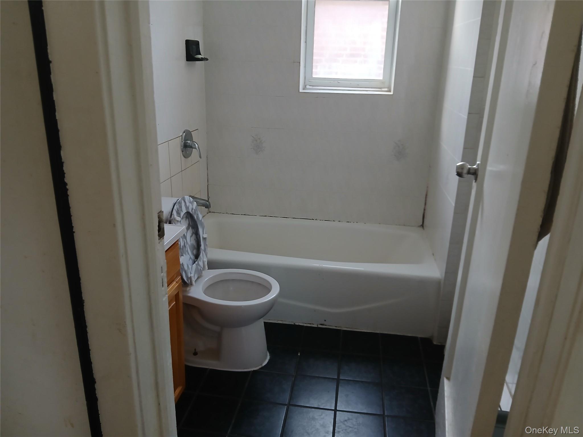 Single Family Gilmore Street  Queens, NY 11369, MLS-1043389-6