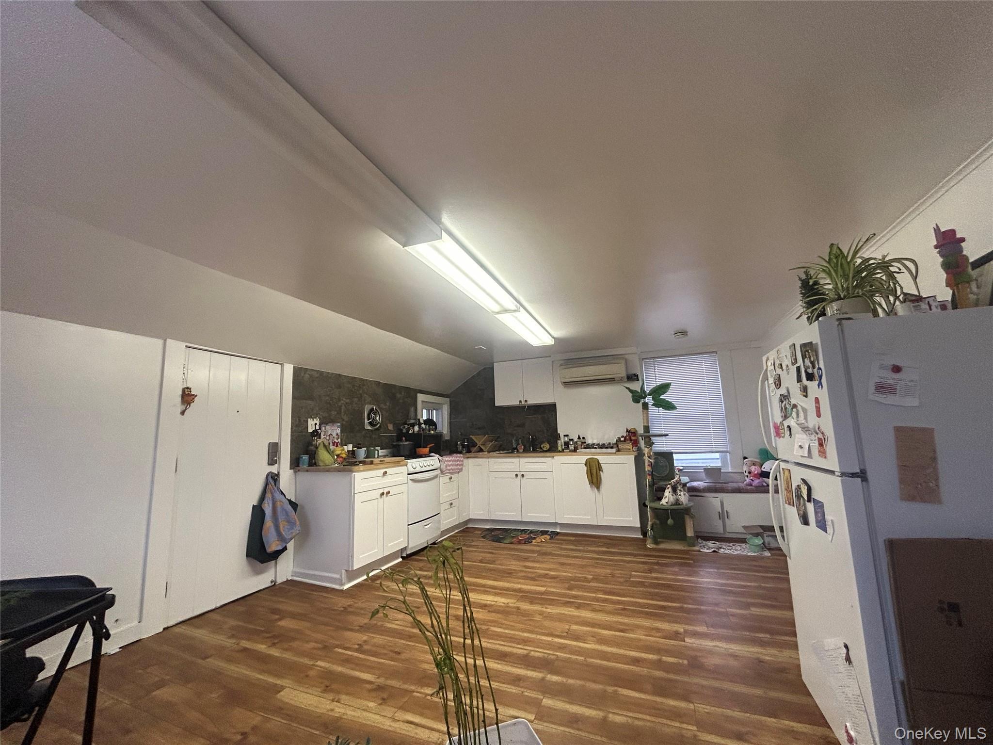 Single Family Hoffman Street  Dutchess County, NY 12601, MLS-1043393-6