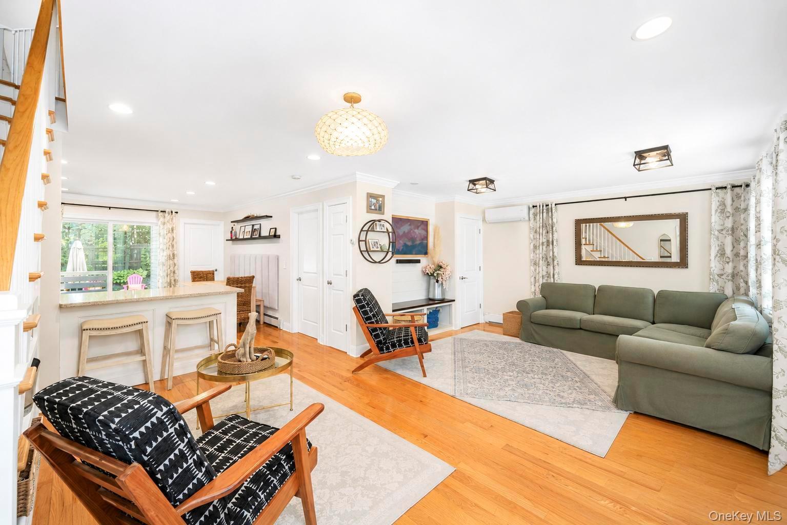 Single Family Canary Road Suffolk County, NY 11778, MLS-1043416-11