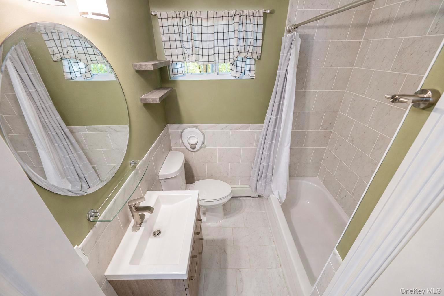 Single Family Canary Road Suffolk County, NY 11778, MLS-1043416-17