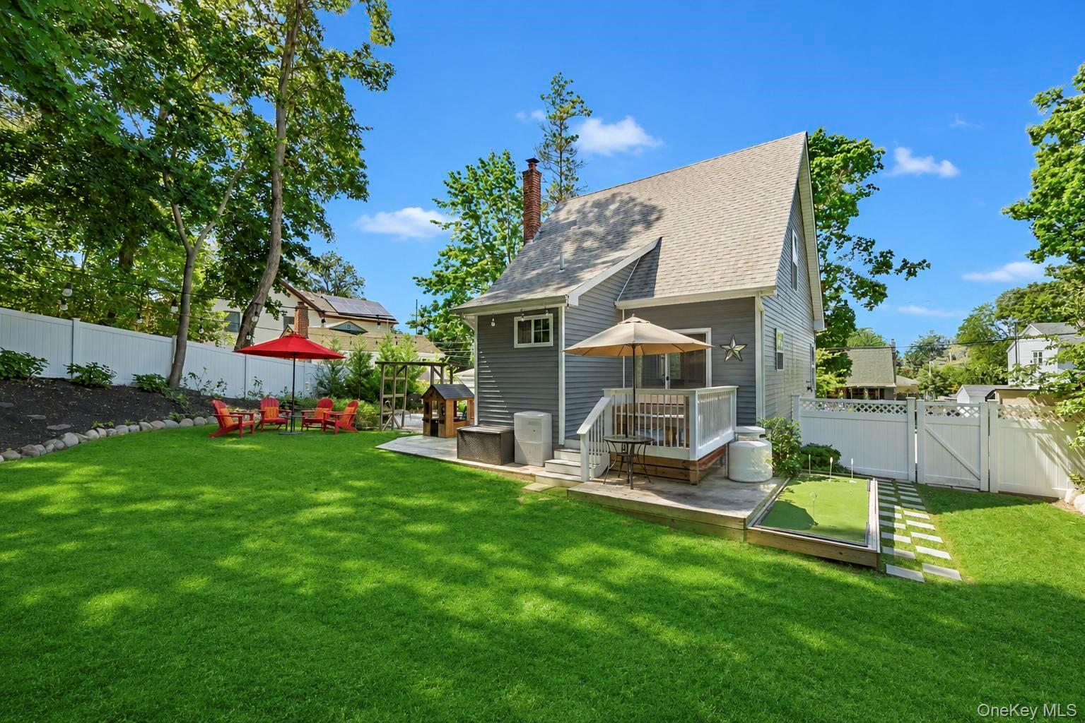 Single Family Canary Road Suffolk County, NY 11778, MLS-1043416-6