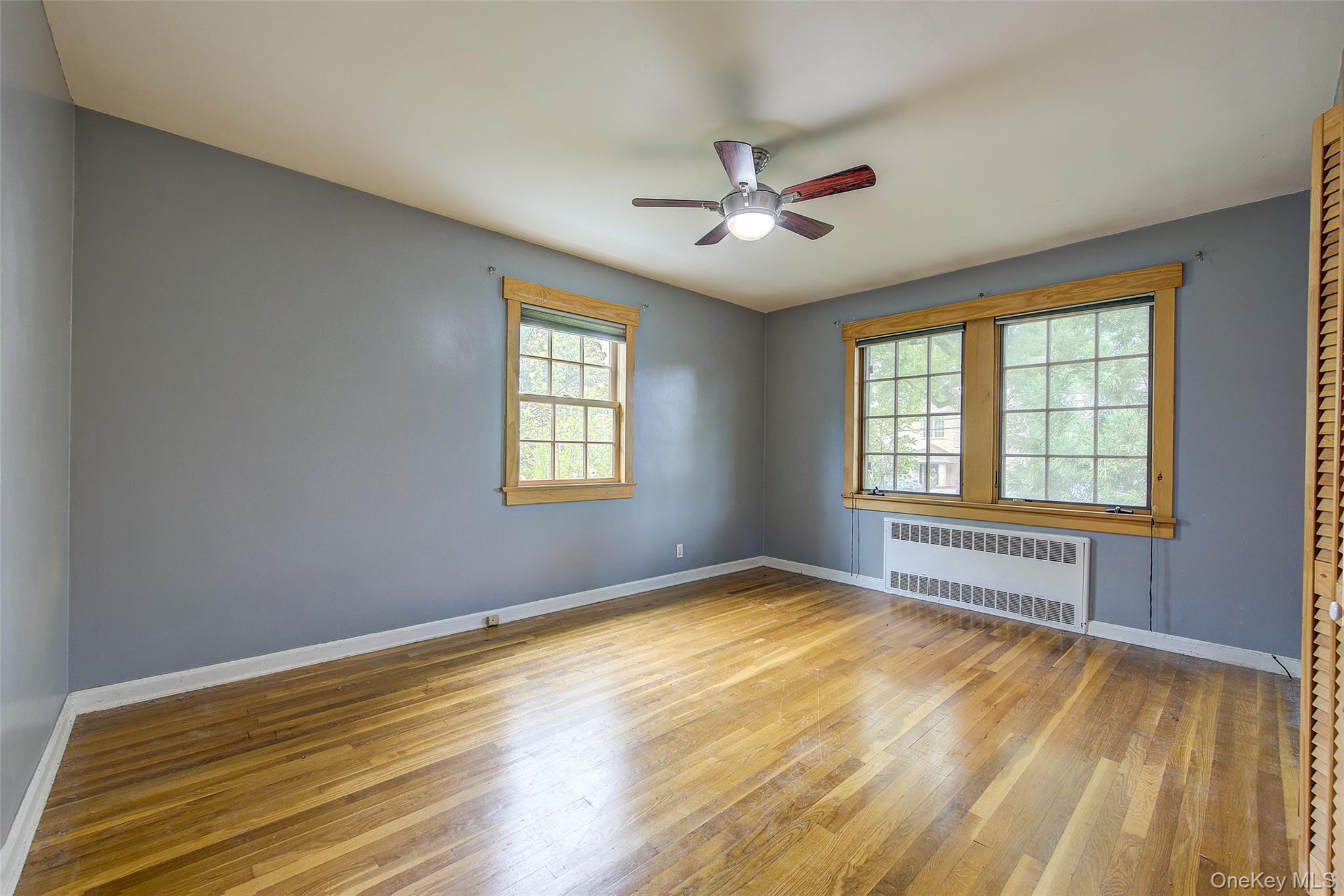 Single Family 210th Place Queens, NY 11360, MLS-1043442-15