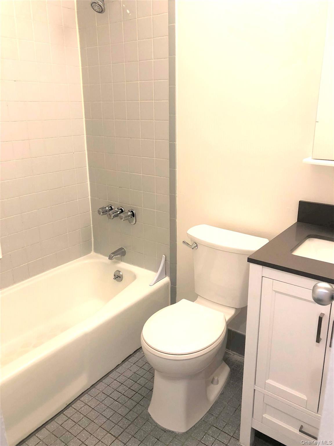 Apartment E 10th Street Manhattan, NY 10003, MLS-1043453-11