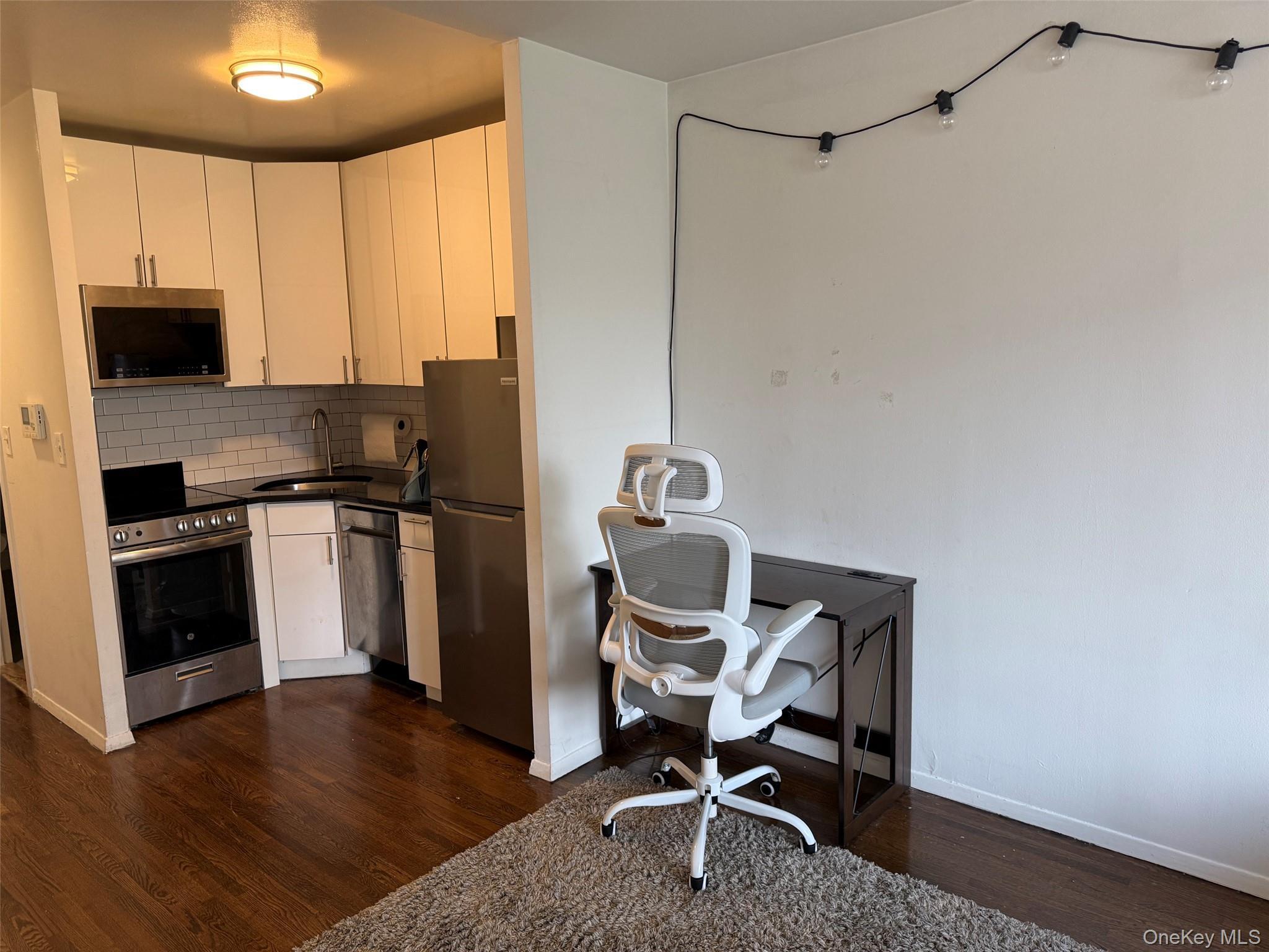 Apartment E 10th Street Manhattan, NY 10003, MLS-1043453-7