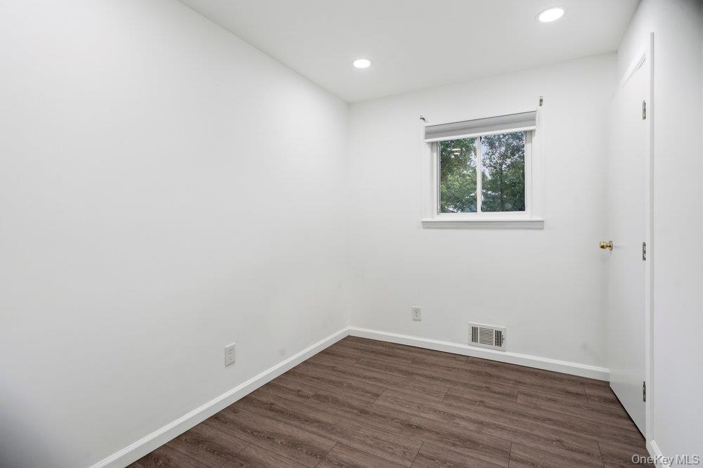 Single Family Huron Street  Suffolk County, NY 11776, MLS-1043472-11