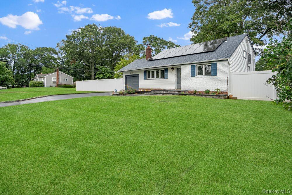 Single Family Huron Street  Suffolk County, NY 11776, MLS-1043472-2