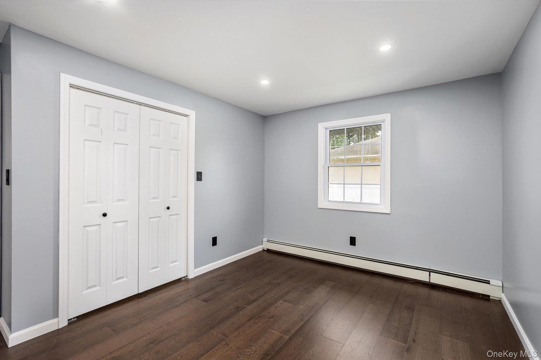 Single Family 30th Street  Suffolk County, NY 11726, MLS-1043484-12