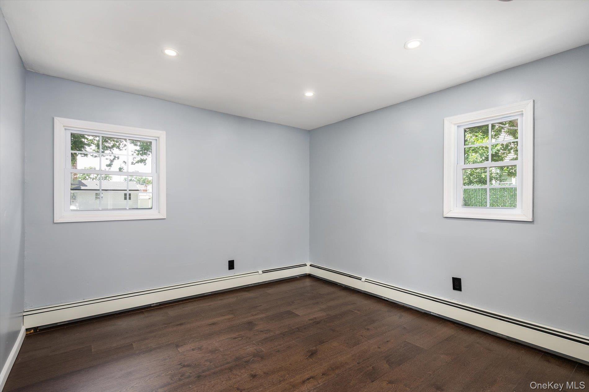 Single Family 30th Street  Suffolk County, NY 11726, MLS-1043484-20