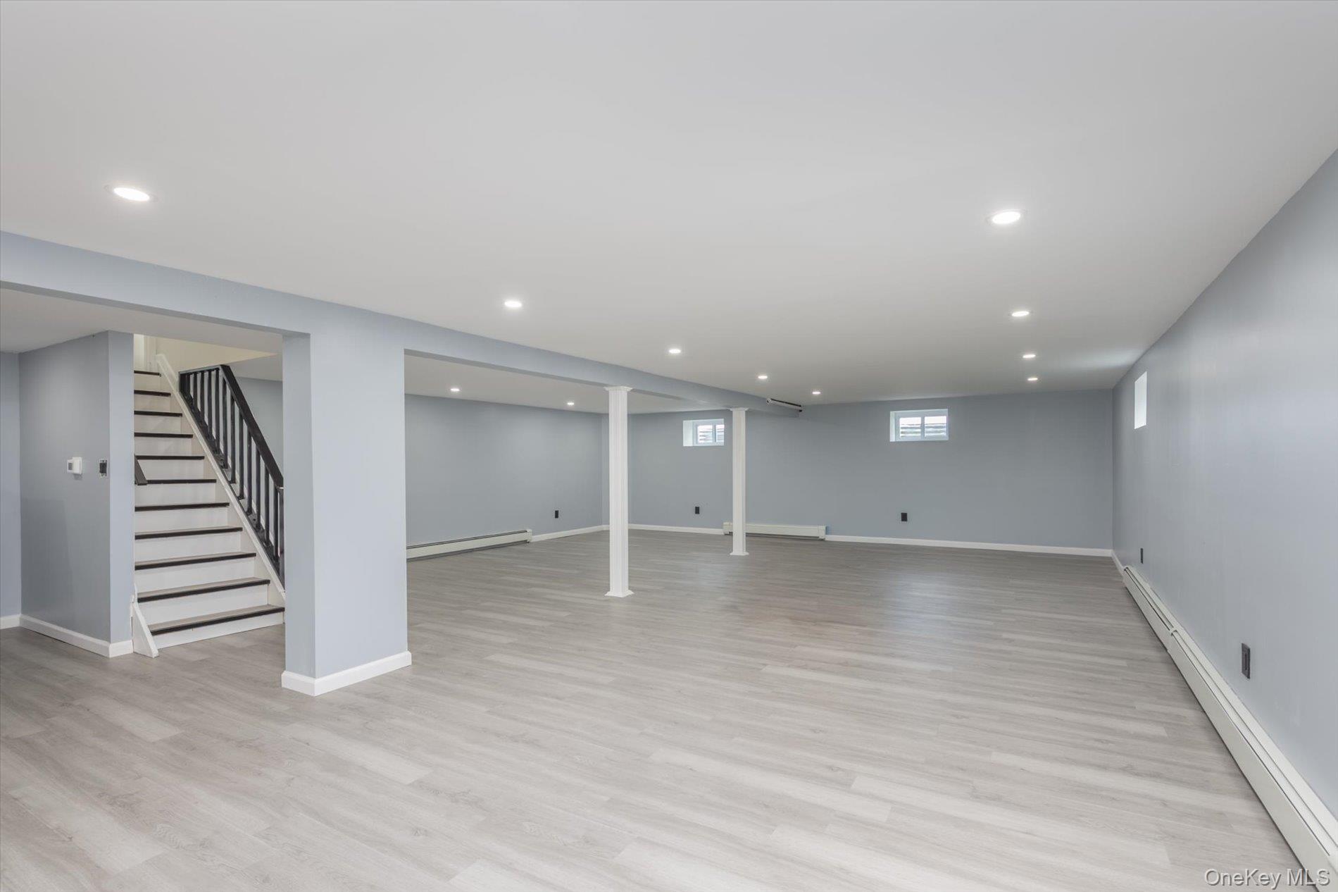 Single Family 30th Street  Suffolk County, NY 11726, MLS-1043484-23