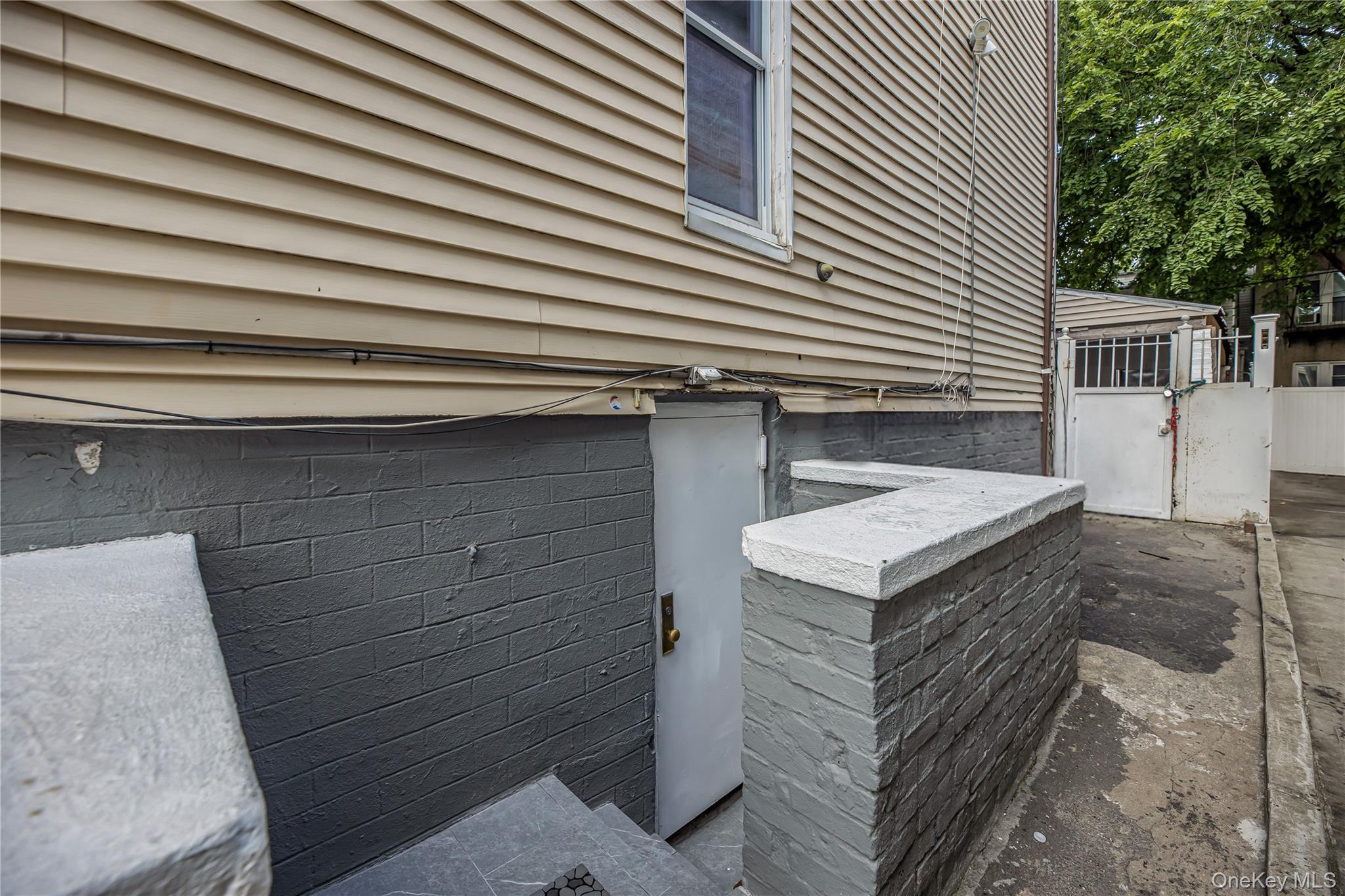 Single Family Van Buren Street Bronx, NY 10460, MLS-1043487-3