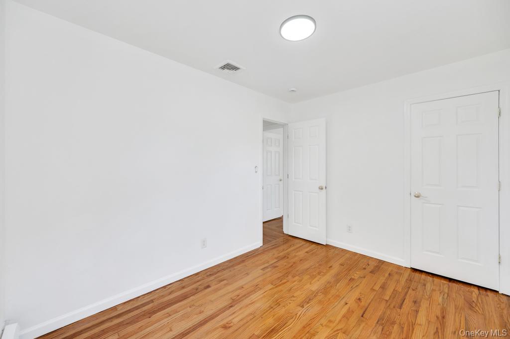 Single Family Fenwick Street Suffolk County, NY 11740, MLS-1043489-10