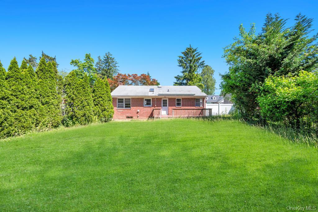Single Family Fenwick Street Suffolk County, NY 11740, MLS-1043489-3