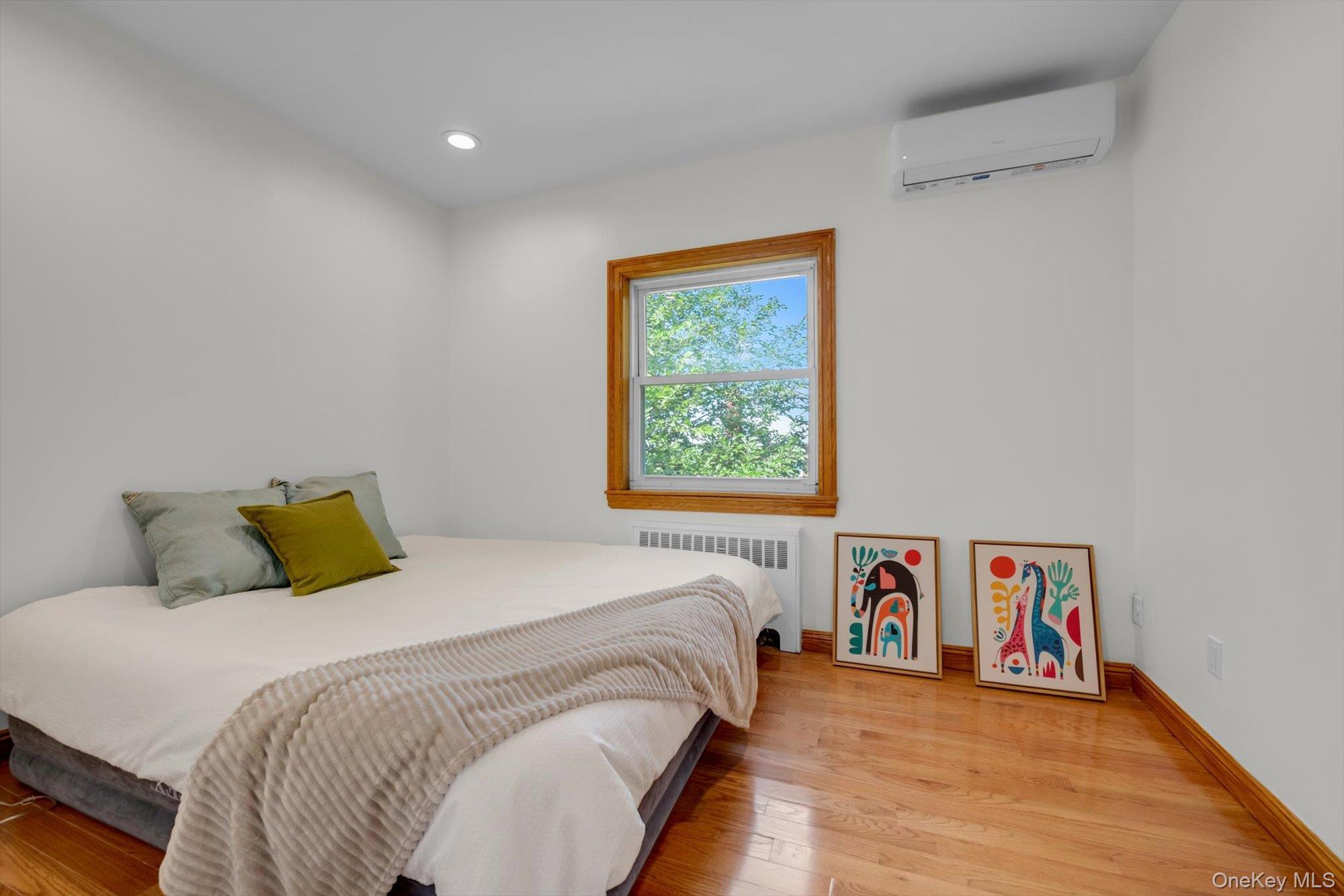Single Family 21st Avenue Queens, NY 11357, MLS-1043519-16