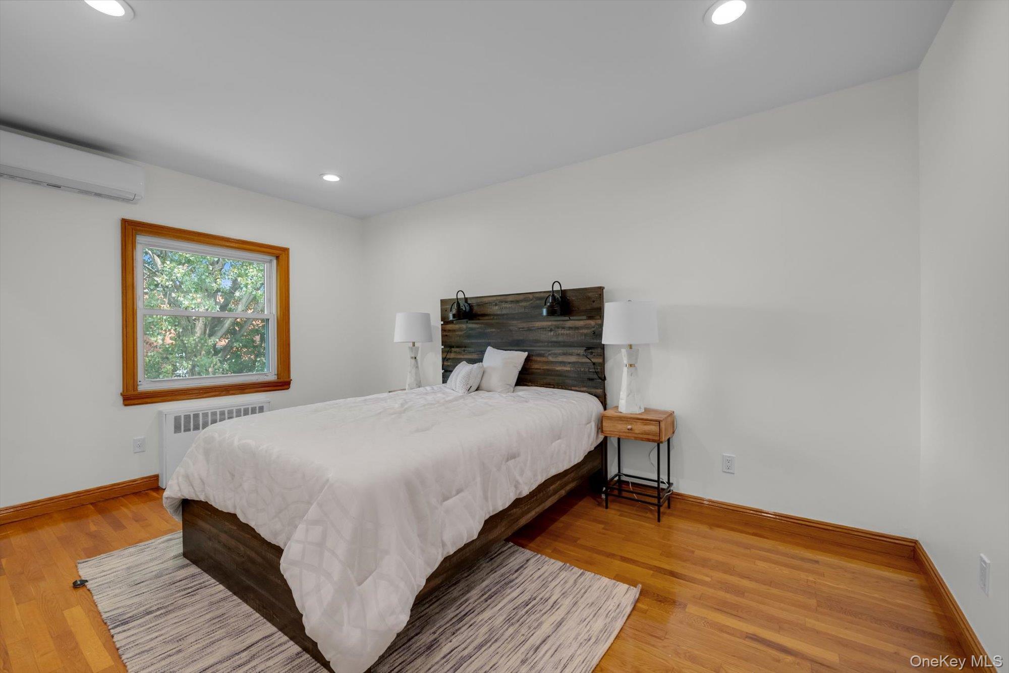 Single Family 21st Avenue Queens, NY 11357, MLS-1043519-17
