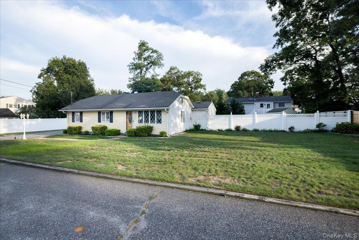 Single Family Doradell Drive  Suffolk County, NY 11741, MLS-1043526-3