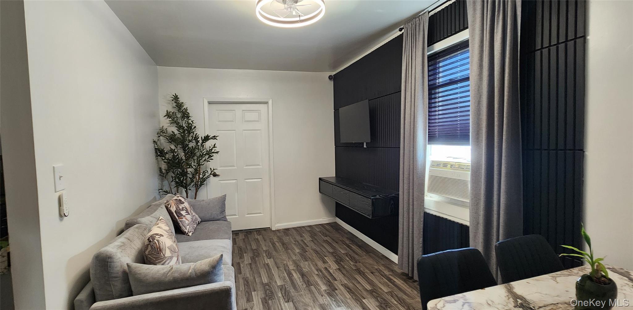 Single Family Stadium Avenue  Bronx, NY 10465, MLS-1043531-10