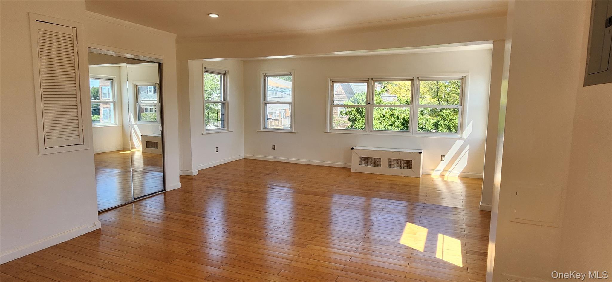 Single Family Stadium Avenue  Bronx, NY 10465, MLS-1043531-22