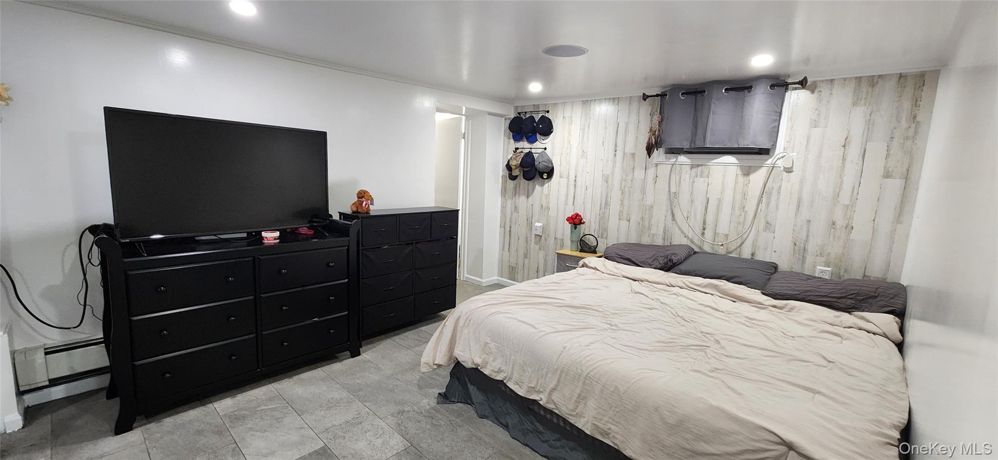 Single Family Stadium Avenue  Bronx, NY 10465, MLS-1043531-37