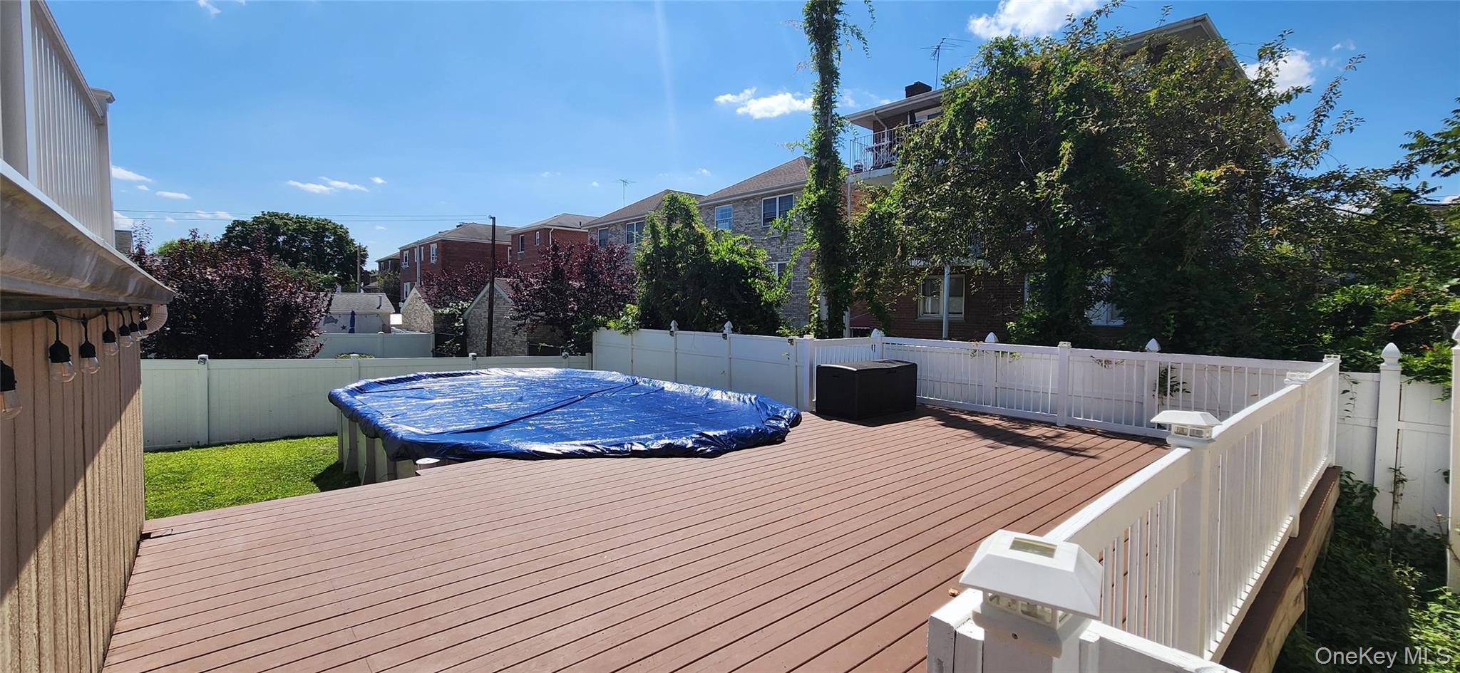 Single Family Stadium Avenue  Bronx, NY 10465, MLS-1043531-45