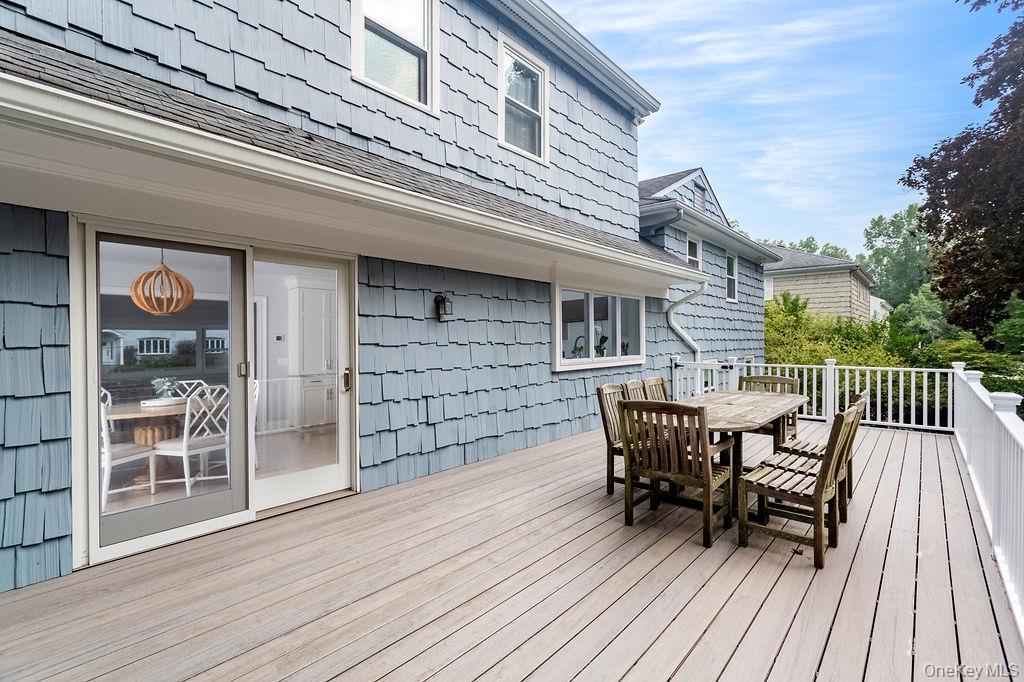Single Family Shady Brook Lane Out Of Area, NY 06870, MLS-1043541-29