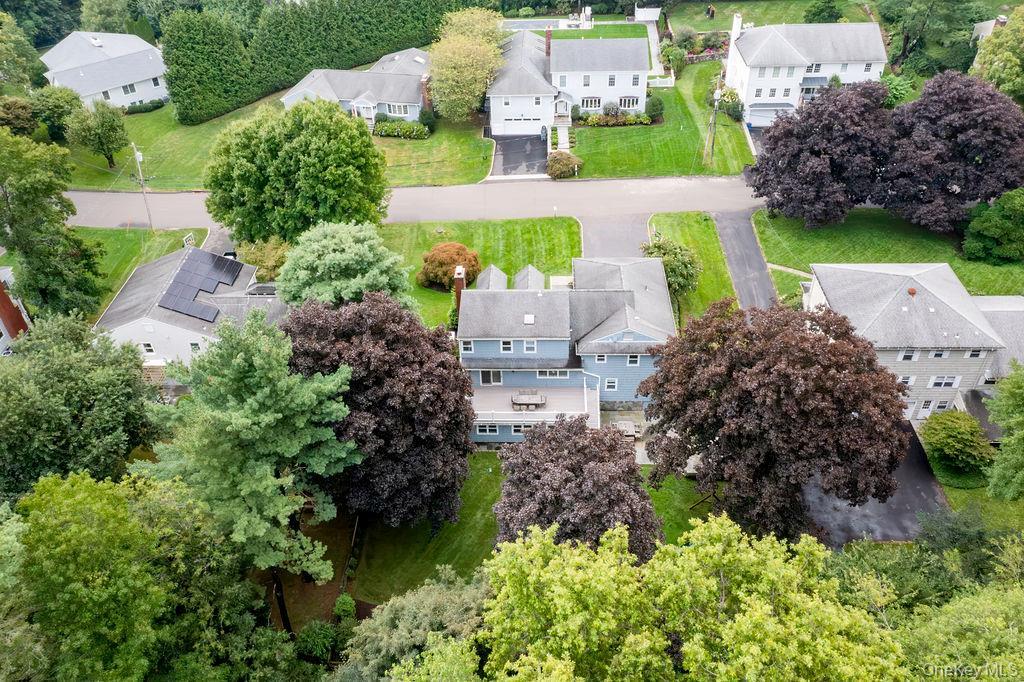 Single Family Shady Brook Lane Out Of Area, NY 06870, MLS-1043541-34