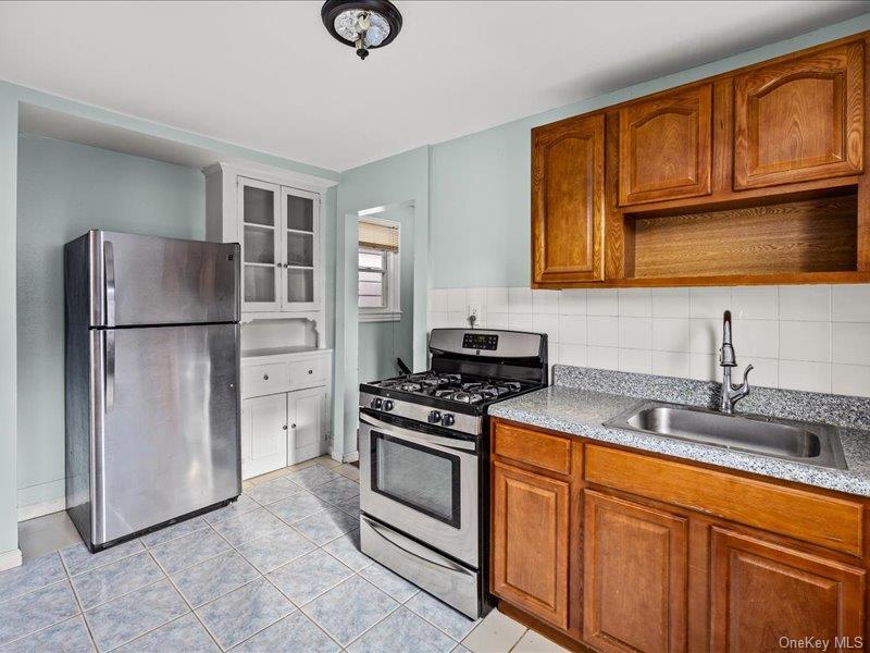 Single Family 111 Queens, NY 11420, MLS-1043548-25