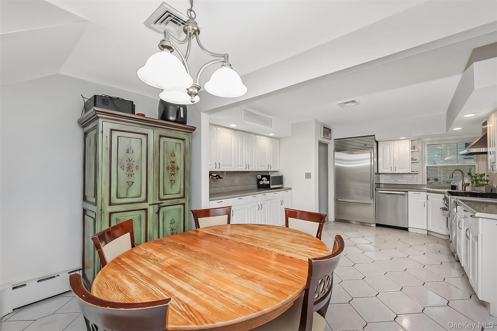 Single Family 147th Street Queens, NY 11357, MLS-1043573-16